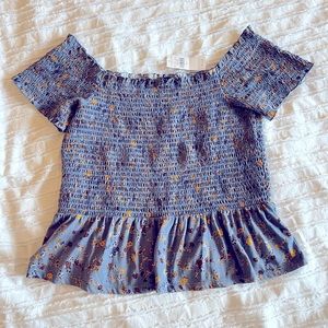 American Eagle Smocked Top